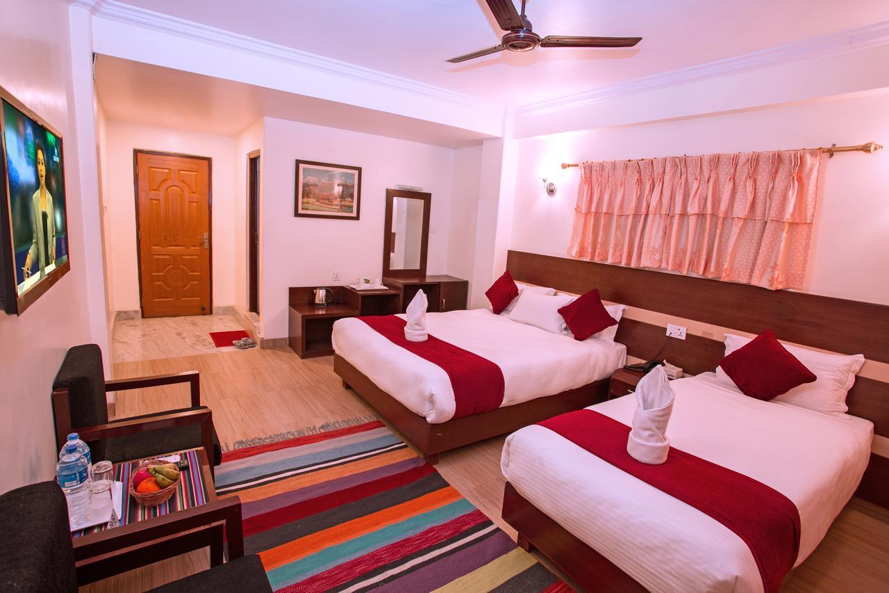 Hotel Spring بوكْرا المظهر الخارجي الصورة
