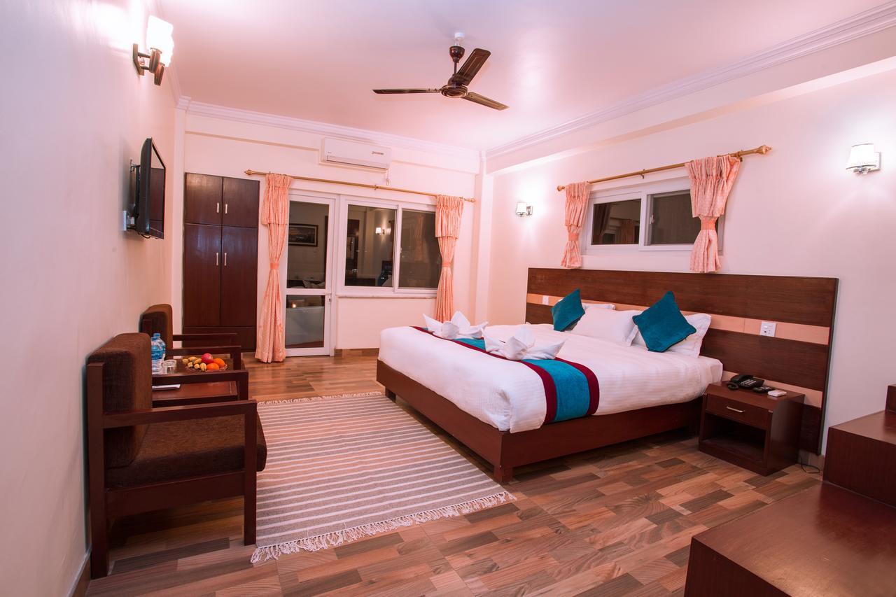 Hotel Spring بوكْرا المظهر الخارجي الصورة